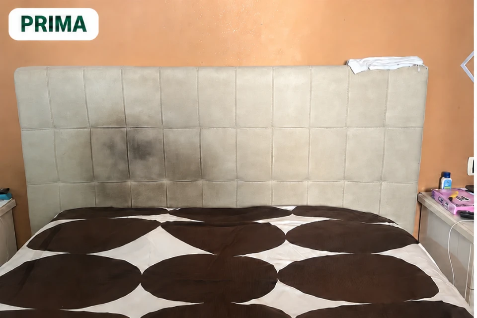 Testiera letto in tessuto, prima dell'intervento